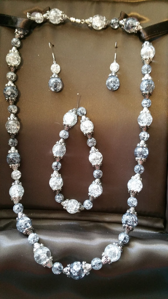 Smoke and white glass bead set